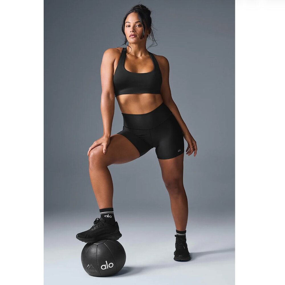 NWT Alo Yoga Airlift Advantage Racerback Bra Black Size Large - Picture 3 of 4